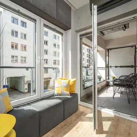 Kosciuszki W Centrum Parking By Renters Prestige Apartment Wroclaw